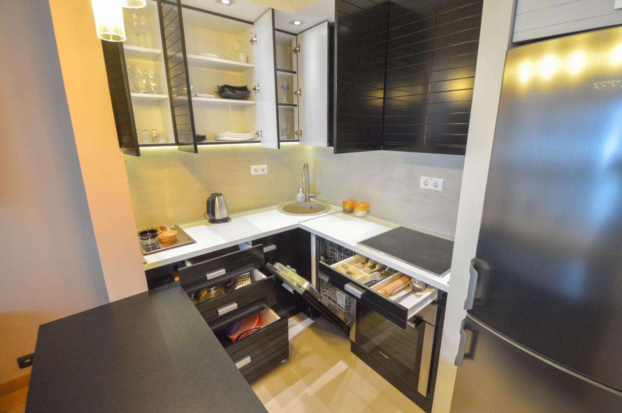 Spacious Studio Park City Novi Sad Bagian luar foto
